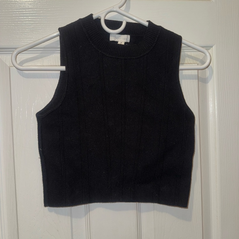 Black Sleeveless Ribbed Tank Top